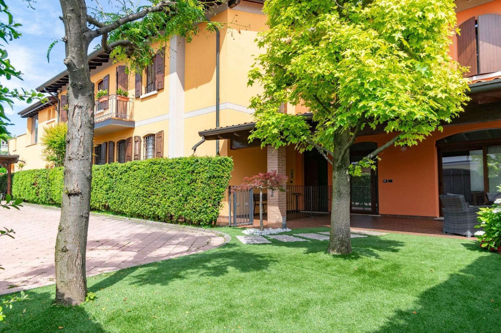 La Stazione Camere Caffe Castiglione Delle Stiviere Exteriér fotografie